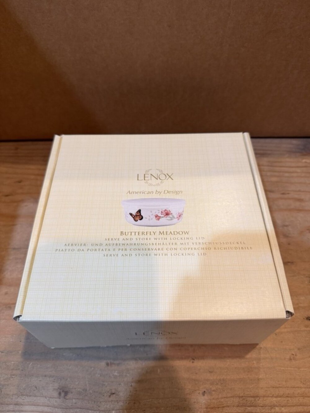 LENOX Butterfly Meadow Round Bowl Serve and Store W/ Locking Lid 20oz New W/ Box